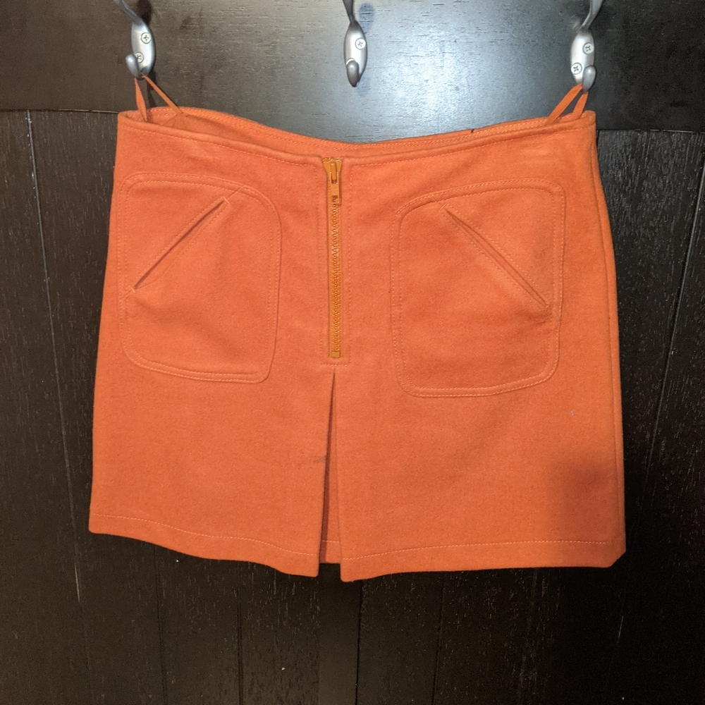 Wool skirt: burnt orange color